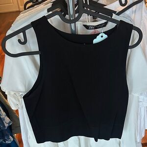 Old Navy Black Sleeveless Crop Top